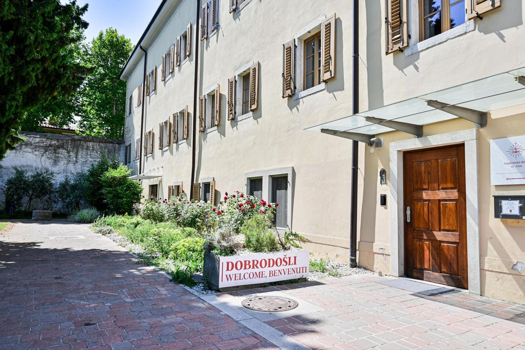 Hostel Sveta Ana Koper városi község Kültér fotó