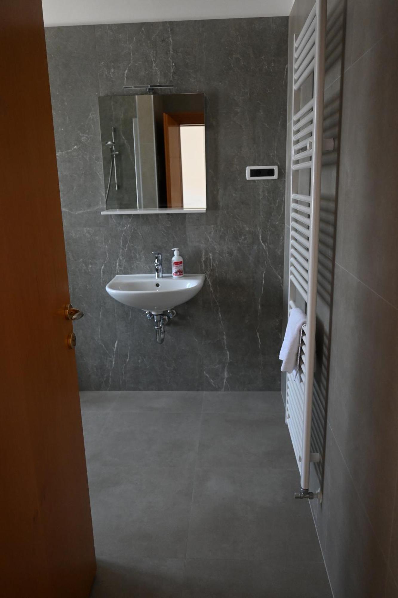 Hostel Sveta Ana Koper városi község Kültér fotó
